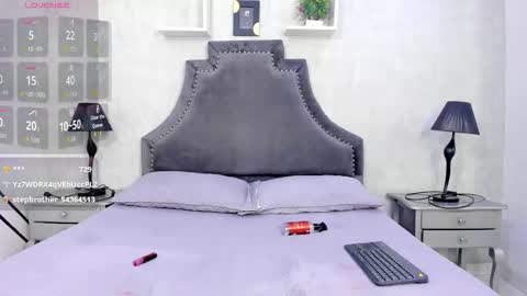 Lauren  online show from October 10, 2:34 pm