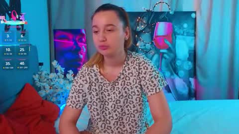 Lola online show from January 8, 7:47 am