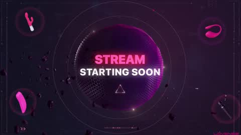 Snapshot of laurynrox chatting on February 27, 12:14 am Lauryn Roxx online show from February 27, 12:14 am