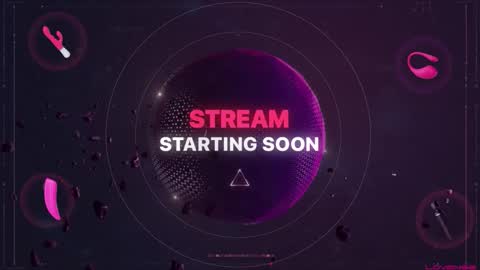 Snapshot of laurynrox chatting on October 21, 10:35 pm Lauryn Roxx online show from October 21, 10:35 pm