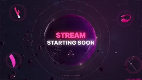 Snapshot of laurynrox chatting on January 2, 11:38 pm Lauryn Roxx online show from January 2, 11:38 pm