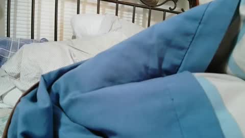 Snapshot of lavanderbrown chatting on September 19, 1:59 pm lavanderbrown online show from September 19, 1:59 pm