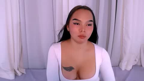 lavenia487426 online show from February 5, 9:02 am