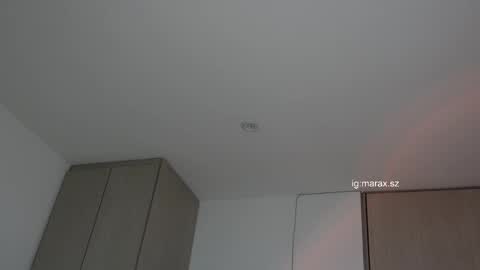 Mara online show from October 27, 12:43 am