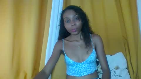 layannek online show from January 7, 5:51 pm