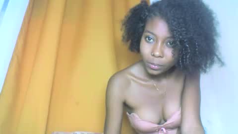 layannek online show from October 8, 6:14 pm