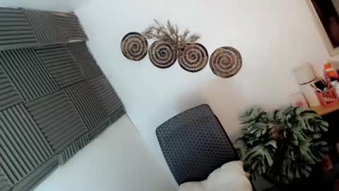 layla47649867 online show from February 27, 2:37 am