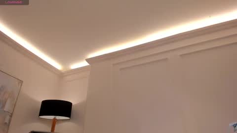 Layla online show from March 12, 4:19 am