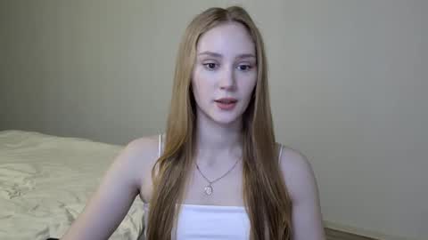 Snapshot of laylapretty001 chatting on January 27, 5:58 am LaylaPretty001 online show from January 27, 5:58 am