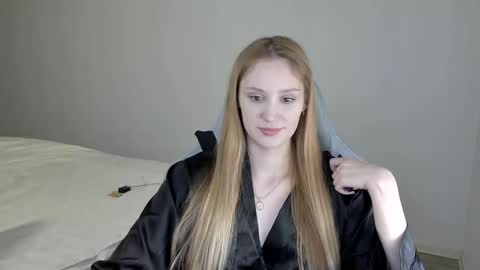 Snapshot of laylapretty001 chatting on February 7, 12:28 pm LaylaPretty001 online show from February 7, 12:28 pm