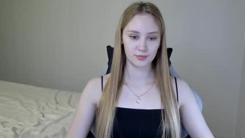 Snapshot of laylapretty001 chatting on March 11, 6:08 am LaylaPretty001 online show from March 11, 6:08 am