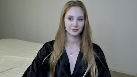 Snapshot of laylapretty001 chatting on January 14, 5:29 am LaylaPretty001 online show from January 14, 5:29 am
