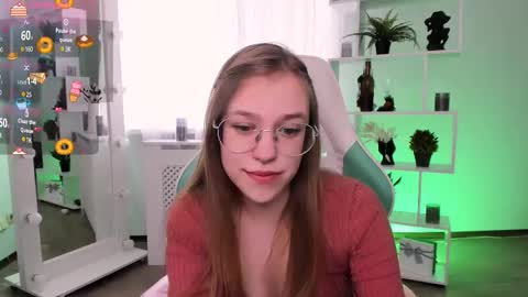 layriantavee online show from March 23, 7:24 am