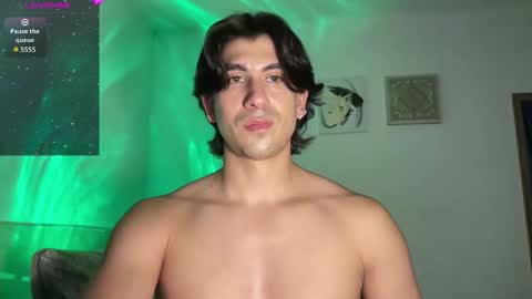 Malakai online show from May 22, 11:11 pm