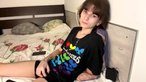 Alex online show from September 23, 4:01 pm