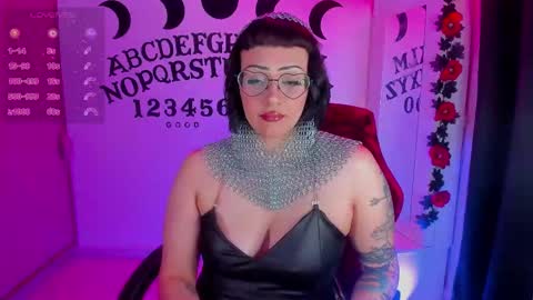  Leah   Independent Model  OF leahghoul666  online show from November 11, 2:14 am