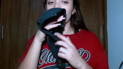 leanaalhub online show from December 21, 6:09 am