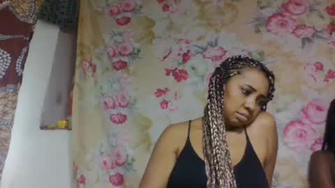 leatiana online show from March 15, 6:33 pm