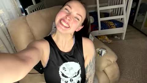 Snapshot of lecherous_wife chatting on October 21, 12:21 pm Anna online show from October 21, 12:21 pm
