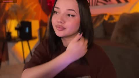 Amelie online show from April 19, 3:13 pm