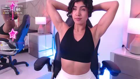 Leet  online show from February 20, 4:03 pm