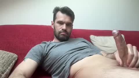 Snapshot of leexxx_69 chatting on February 8, 3:42 pm leexxx_69 online show from February 8, 3:42 pm