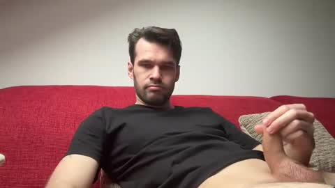 Snapshot of leexxx_69 chatting on December 23, 9:05 am leexxx_69 online show from December 23, 9:05 am