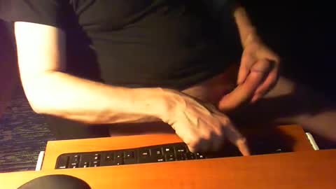 lefafun online show from March 11, 7:50 pm