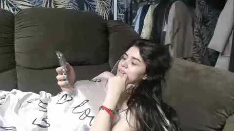 Liya online show from March 20, 6:57 pm