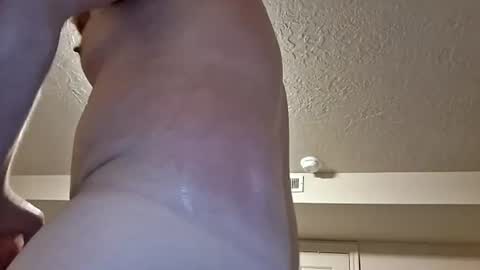 leglovefun118 online show from July 1, 11:24 pm