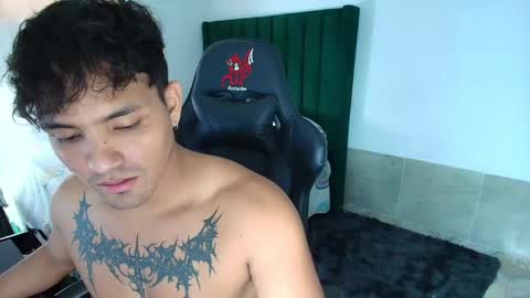  Lei  online show from April 18, 10:21 pm