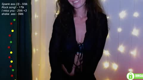 hey Im Leia and I love rock  online show from January 12, 6:59 pm