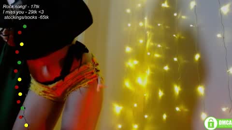 hey Im Leia and I love rock  online show from February 7, 8:23 pm