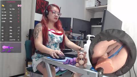 LeidyDi223 online show from November 24, 2:49 pm