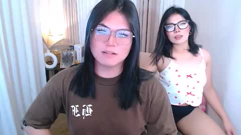 Snapshot of leighcortesi chatting on September 17, 8:18 am Cailey online show from September 17, 8:18 am