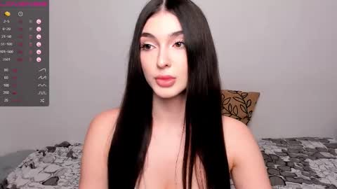 Leila online show from February 24, 5:16 pm