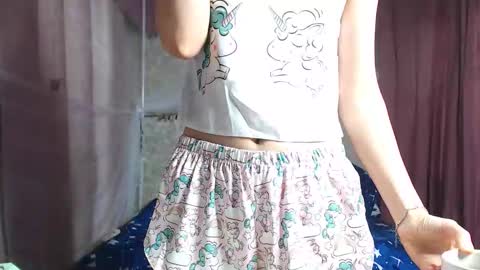 leila_bambi_ online show from November 6, 11:19 pm