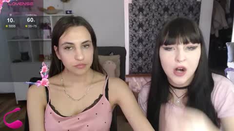 Leila online show from February 2, 11:28 am