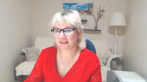 Leila Kinky online show from February 18, 7:32 am