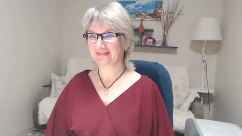 Leila Kinky online show from December 2, 5:04 am