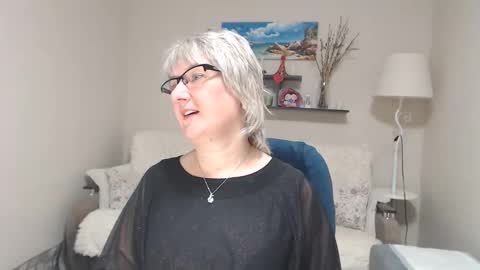 Leila Kinky online show from November 8, 5:54 am