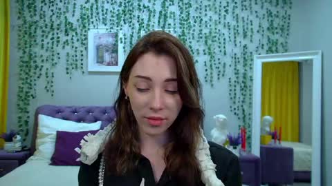 LeilaTaylors online show from March 17, 7:08 pm