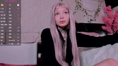 Snapshot of lein_bone chatting on October 13, 12:23 am Lein online show from October 13, 12:23 am