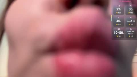 Lela online show from September 24, 1:40 pm