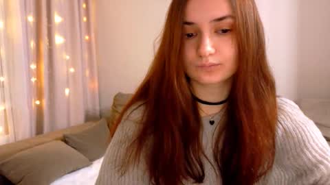 Lelia online show from December 3, 2:12 am