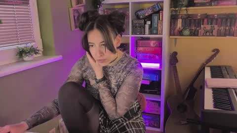 LelianaHazel online show from March 17, 4:12 pm