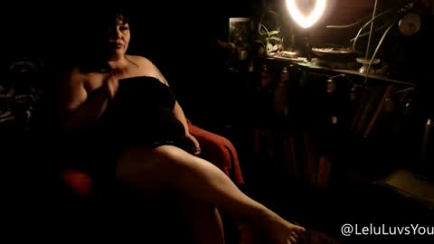 Lelu Fallas online show from November 2, 8:03 am