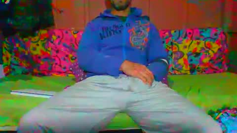 Snapshot of lemao77 chatting on October 19, 2:38 am SEX MASTER online show from October 19, 2:38 am
