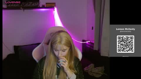 lemonmczesty online show from February 18, 8:08 pm