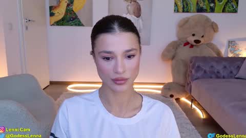 Snapshot of lenna_godess chatting on February 12, 7:13 am Lenna Goddess online show from February 12, 7:13 am